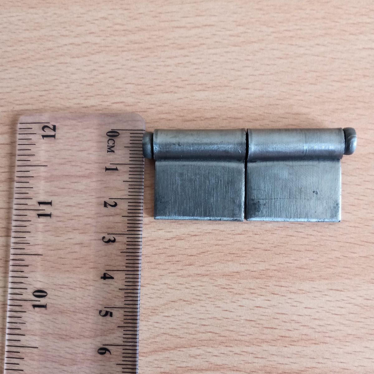 Medida del ala de la bisagra de 2"