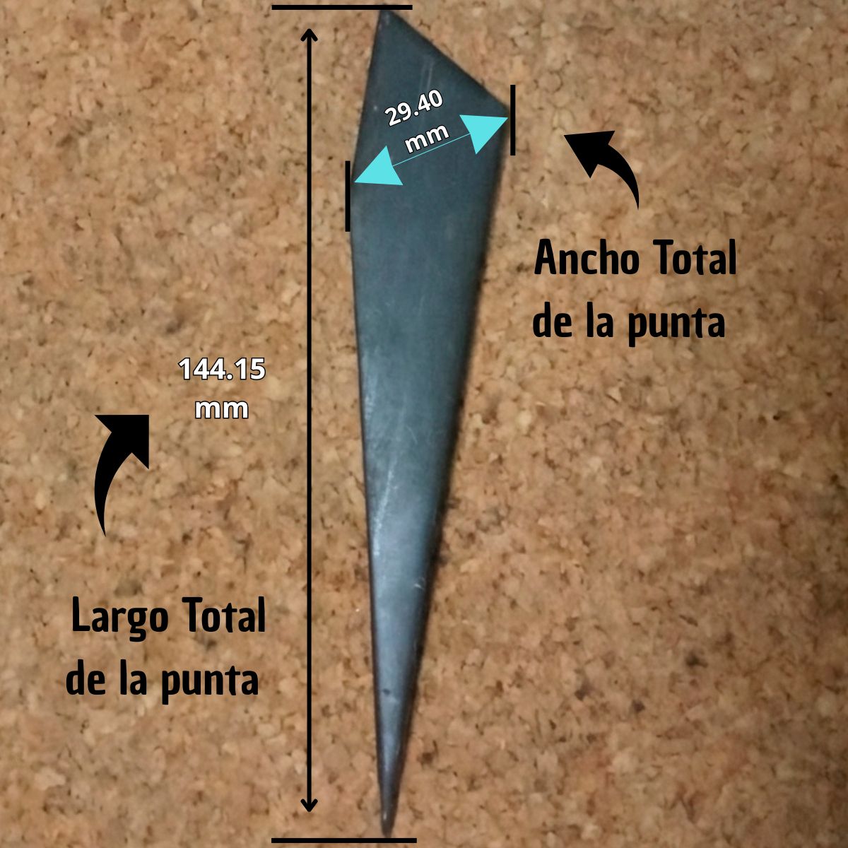 Altura total (144.15 mm) y ancho total (29.40mm)de la puya para protección perimetral en muros paredes y portones.