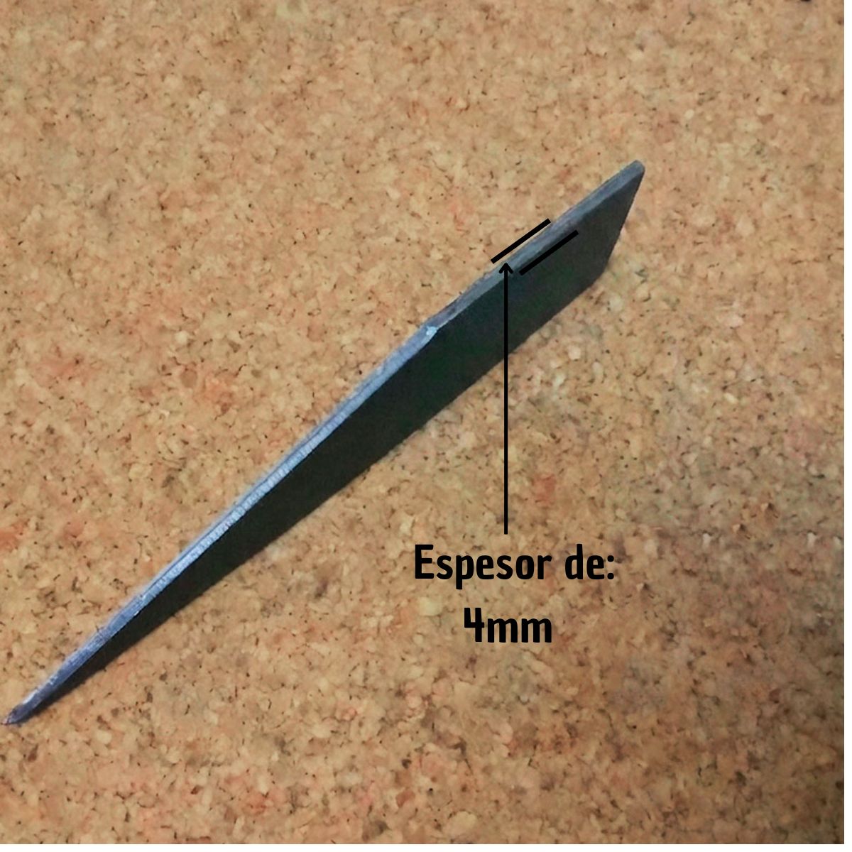 Espesor de la punta de hierro (4mm) para asegurar cercados en comercios, industria y el hogar.
